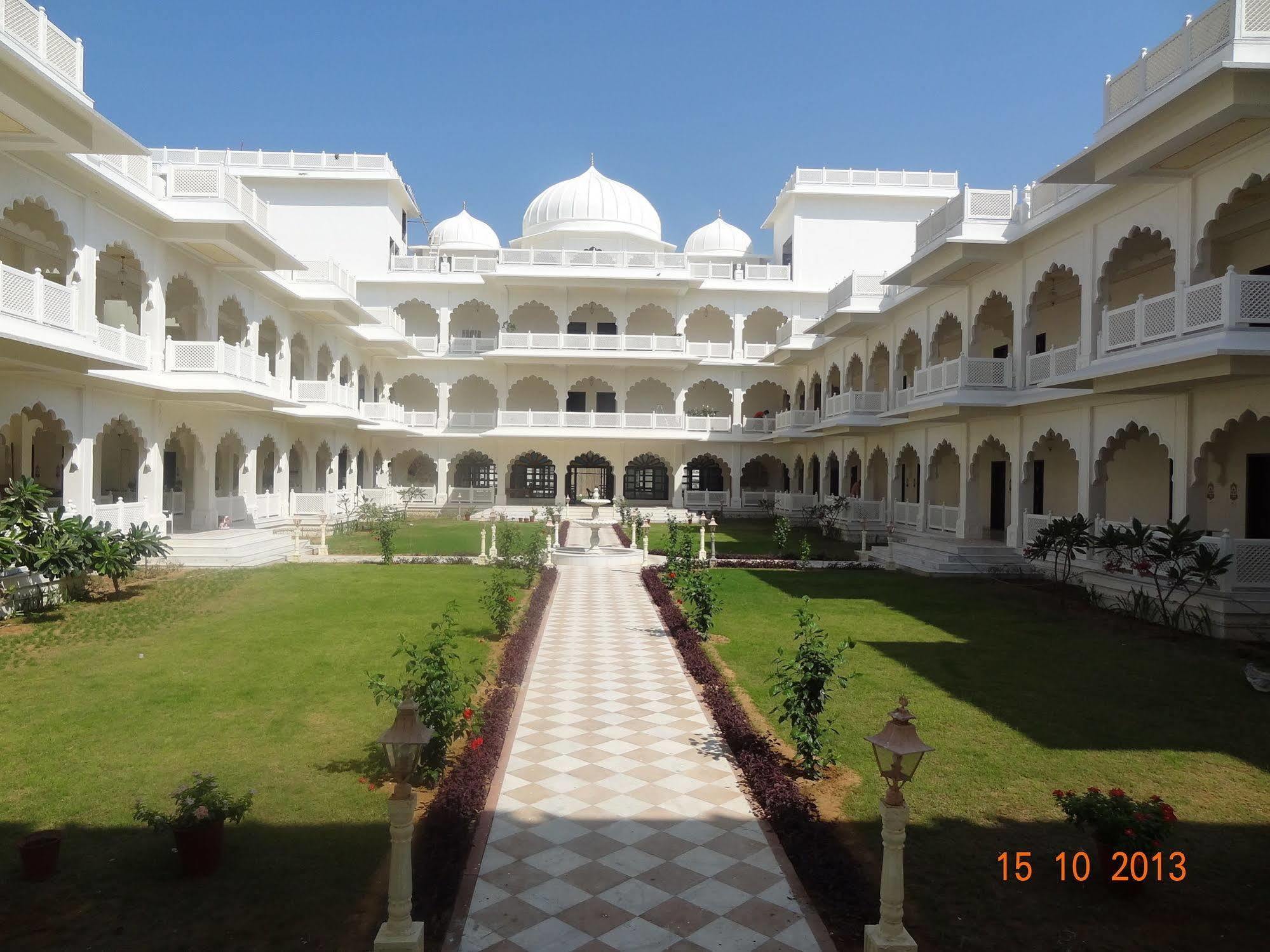 Hotel Treehouse Anuraga Palace Sawai Madhopur Exterior foto